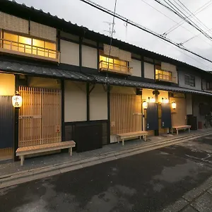  別荘 さと居　七条壬生　香雪 日本